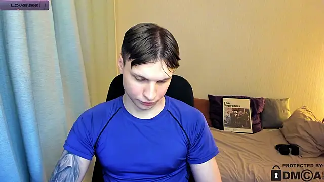 Snapshot of handsome_guy01 chatting on February 8, 2026, 2:53 pm handsome guy01 online show from February 8, 2026, 2:53 pm