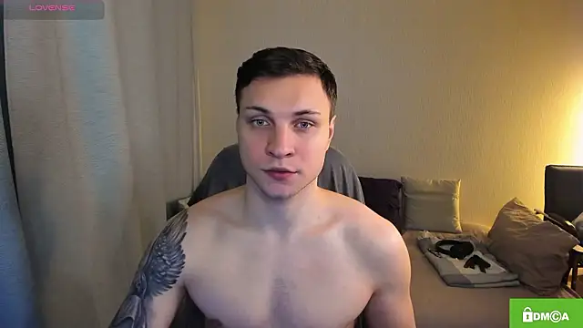 Snapshot of handsome_guy01 chatting on February 28, 2026, 4:41 pm handsome guy01 online show from February 28, 2026, 4:41 pm