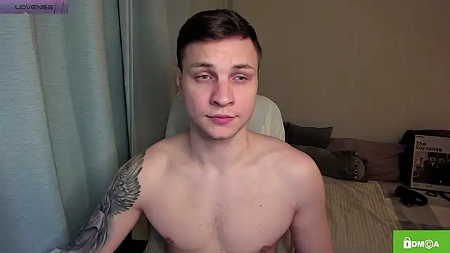 handsome guy01 online show from May 24, 2026, 8:14 pm