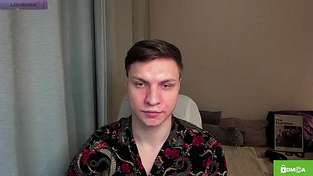 handsome guy01 online show from May 30, 2026, 9:23 pm