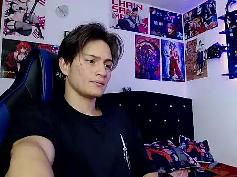 sr jaeger online show from December 14, 2024, 8:08 pm