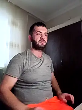 Snapshot of cshn001 chatting on December 4, 2024, 2:15 pm cshn001 online show from December 4, 2024, 2:15 pm