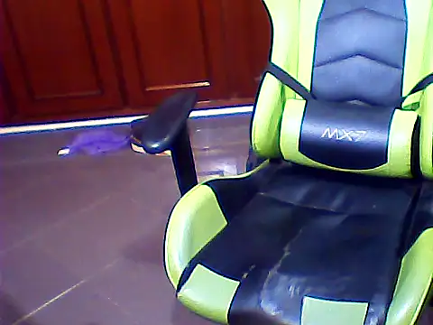 SOLESFETISHBR online show from February 20, 2026, 8:27 am