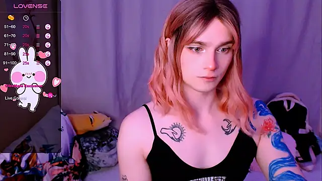 Snapshot of Alice_Hells chatting on March 25, 2026, 5:30 pm Alice Hells online show from March 25, 2026, 5:30 pm