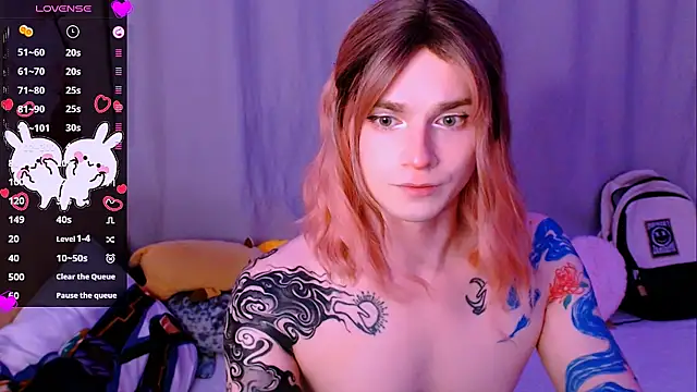 Snapshot of Alice_Hells chatting on April 16, 2026, 5:14 pm Alice Hells online show from April 16, 2026, 5:14 pm