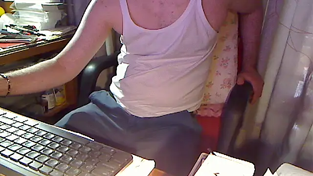 BoySexy696969 online show from June 18, 2026, 3:05 pm