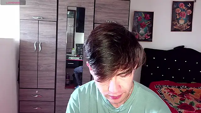 samael1107 online show from April 11, 2026, 2:54 pm