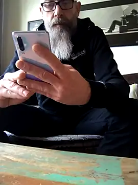 Kingsscepter online show from February 12, 2025, 12:55 pm