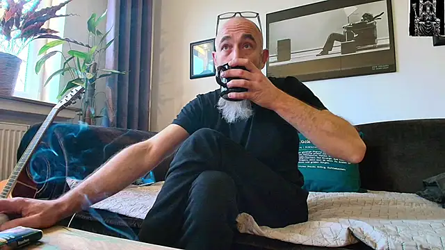 Kingsscepter online show from February 25, 2025, 4:21 pm