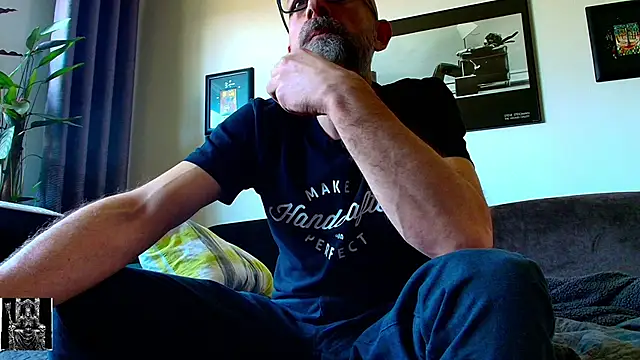 Kingsscepter online show from March 6, 2025, 1:46 pm