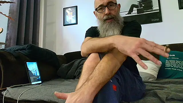 Kingsscepter online show from October 23, 2025, 1:32 pm