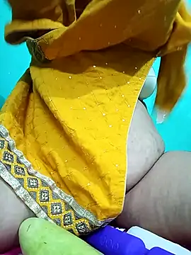 hotty manisha online show from October 18, 2025, 5:03 pm