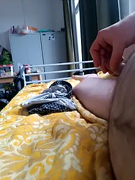 awesome-dirty-dick online show from November 2, 2025, 9:11 am