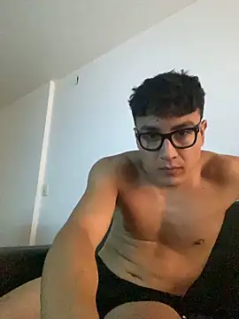 LCarreraa online show from January 23, 2025, 9:07 pm