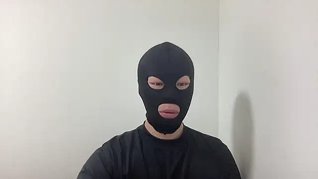 Ash zzz online show from March 23, 2025, 3:32 am