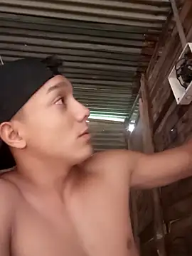 tayson  online show from October 16, 2025, 11:22 am