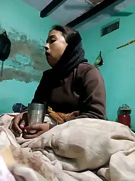 Surajpuja79 online show from January 15, 2026, 3:33 am