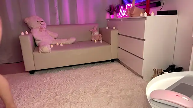 Snapshot of sue_star chatting on March 2, 2026, 5:08 am sue star online show from March 2, 2026, 5:08 am