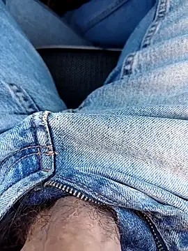 ManuRod1981 online show from January 19, 2026, 1:04 pm