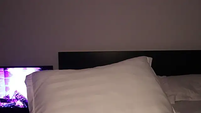 IvyKaelani online show from February 16, 2026, 4:36 pm