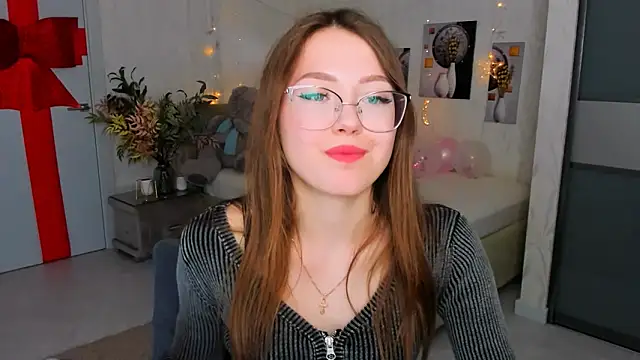 SereneFlame online show from February 20, 2025, 4:03 pm