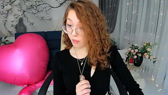 Snapshot of SereneFlame chatting on February 22, 2026, 7:23 pm SereneFlame online show from February 22, 2026, 7:23 pm