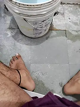 Snapshot of Varun1799 chatting on March 17, 2025, 6:29 am Varun1799 online show from March 17, 2025, 6:29 am