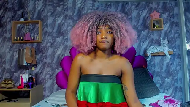 EMMAPARISS online show from February 3, 2026, 11:59 am