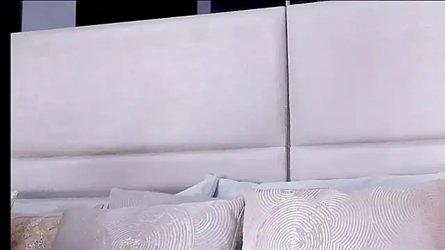 Snapshot of LexyRobert chatting on March 18, 2025, 3:53 pm LexyRobert online show from March 18, 2025, 3:53 pm