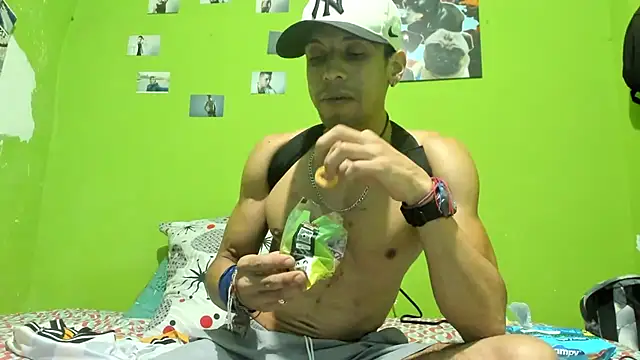 MikeRose94 online show from July 6, 2026, 12:51 am