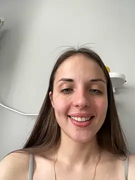 AmiLavs online show from March 9, 2025, 10:52 am