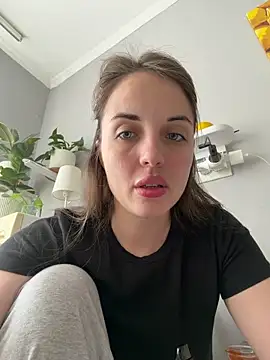 AmiLavs online show from April 9, 2026, 10:31 am