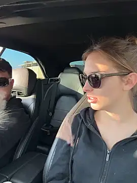 Snapshot of MrAndMrsSavage chatting on March 1, 2026, 2:41 pm MrAndMrsSavage online show from March 1, 2026, 2:41 pm