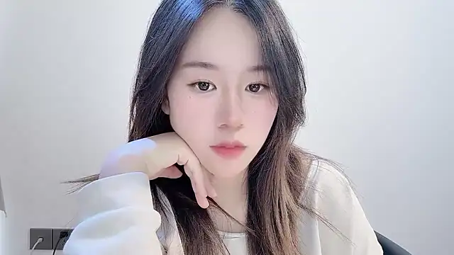 chloe-01 online show from November 27, 2025, 3:08 am