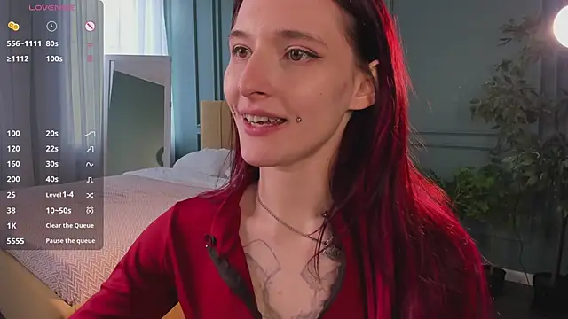 J Hunter  online show from April 28, 2026, 2:11 pm