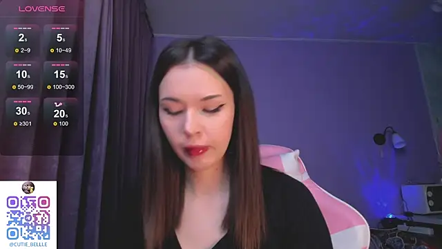 Snapshot of young_belle_ chatting on January 22, 2025, 10:59 pm young belle online show from January 22, 2025, 10:59 pm