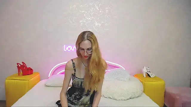 KlaryBrait online show from January 26, 2025, 1:25 pm