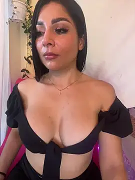 MOMALANA online show from February 22, 2025, 7:25 pm