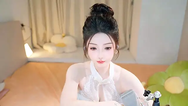 Eimile online show from December 21, 2024, 6:12 pm