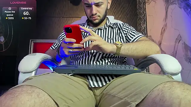 MaximusDick1  online show from December 3, 2024, 11:55 am