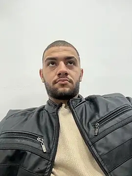 MaximusDick1  online show from February 26, 2026, 12:04 pm