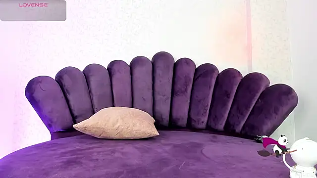 Snapshot of sofi_soft_ chatting on October 17, 2025, 5:04 pm sofi soft online show from October 17, 2025, 5:04 pm