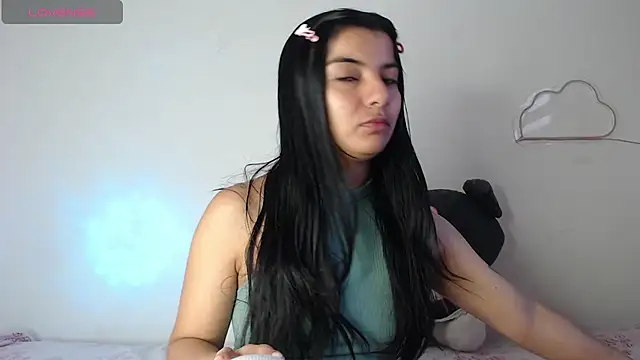 sofi soft  online show from November 22, 2025, 4:06 pm