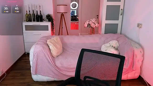 Snapshot of mei_honey_ chatting on December 25, 2024, 5:37 am mei honey  online show from December 25, 2024, 5:37 am