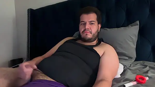 Snapshot of bearcloudcomputa chatting on December 3, 2024, 7:54 am bearcloudcomputa online show from December 3, 2024, 7:54 am