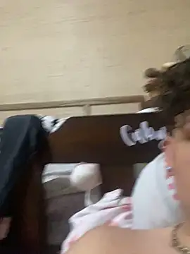 Snapshot of MasteredOpossum chatting on September 20, 2025, 5:30 am MasteredOpossum online show from September 20, 2025, 5:30 am