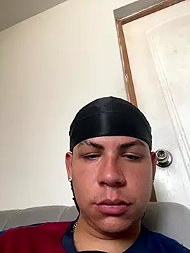 Snapshot of MasteredOpossum chatting on January 7, 2026, 4:09 pm MasteredOpossum online show from January 7, 2026, 4:09 pm