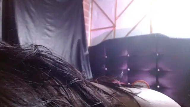 dulcelatina222 online show from October 16, 2025, 2:45 am