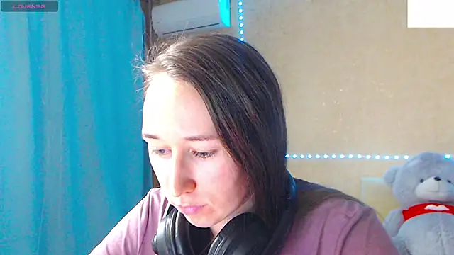 Snapshot of --Model--2 chatting on February 11, 2025, 11:22 pm --Model--2 online show from February 11, 2025, 11:22 pm