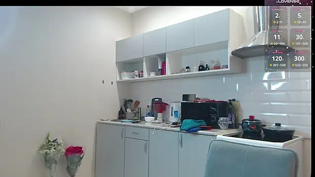 Snapshot of --Model--2 chatting on September 26, 2025, 8:35 pm --Model--2 online show from September 26, 2025, 8:35 pm